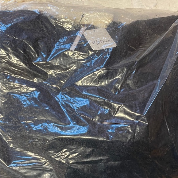 Free People Black Fuzzy Sweater size M - Picture 4 of 4